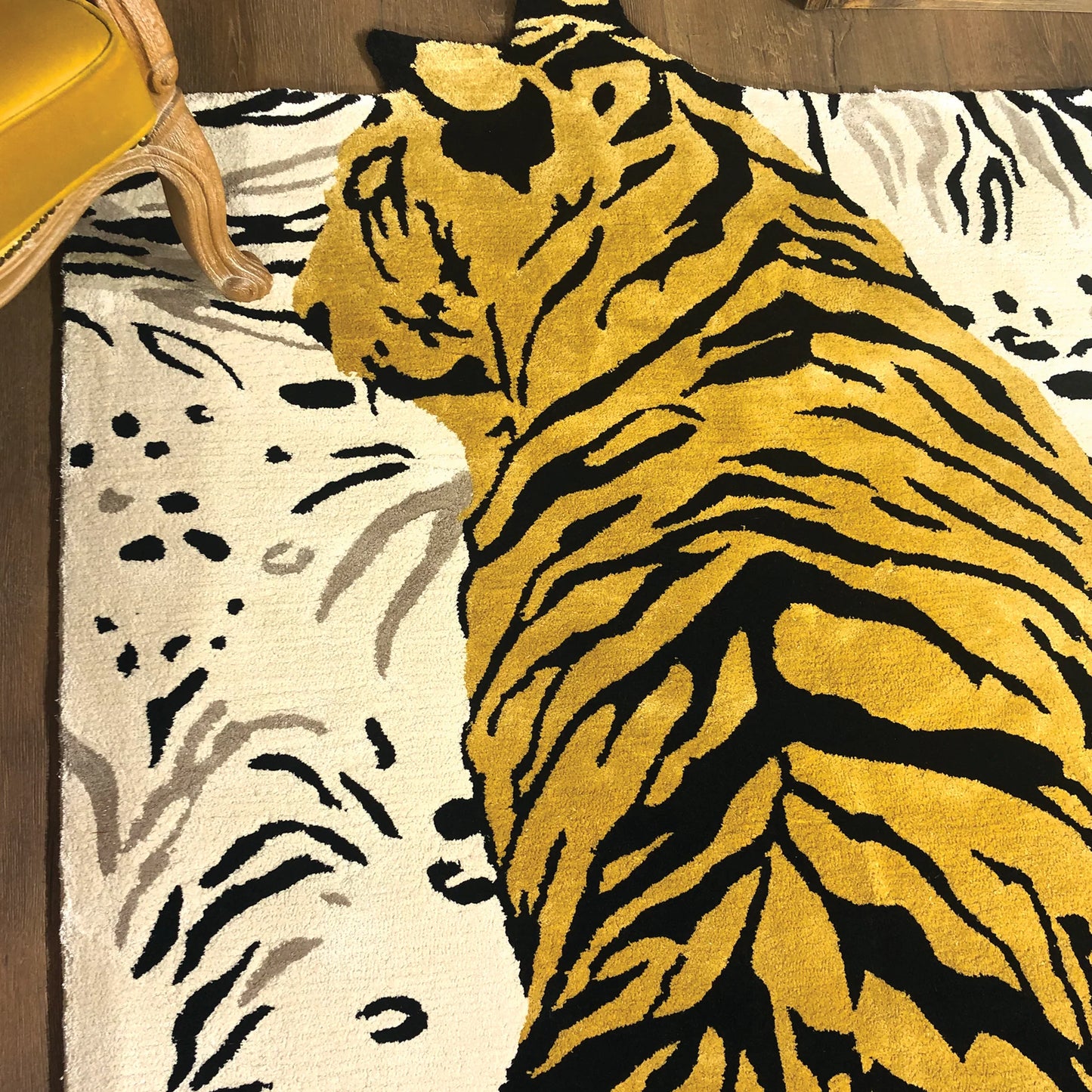 Handmade Custom Tiger Bespoke Tufted Rugs -Bisha Rugs 002