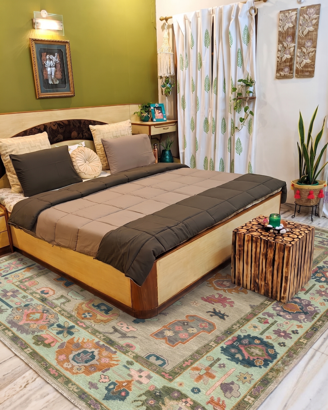 VANTARA Oushak Style Hand Knotted Rug