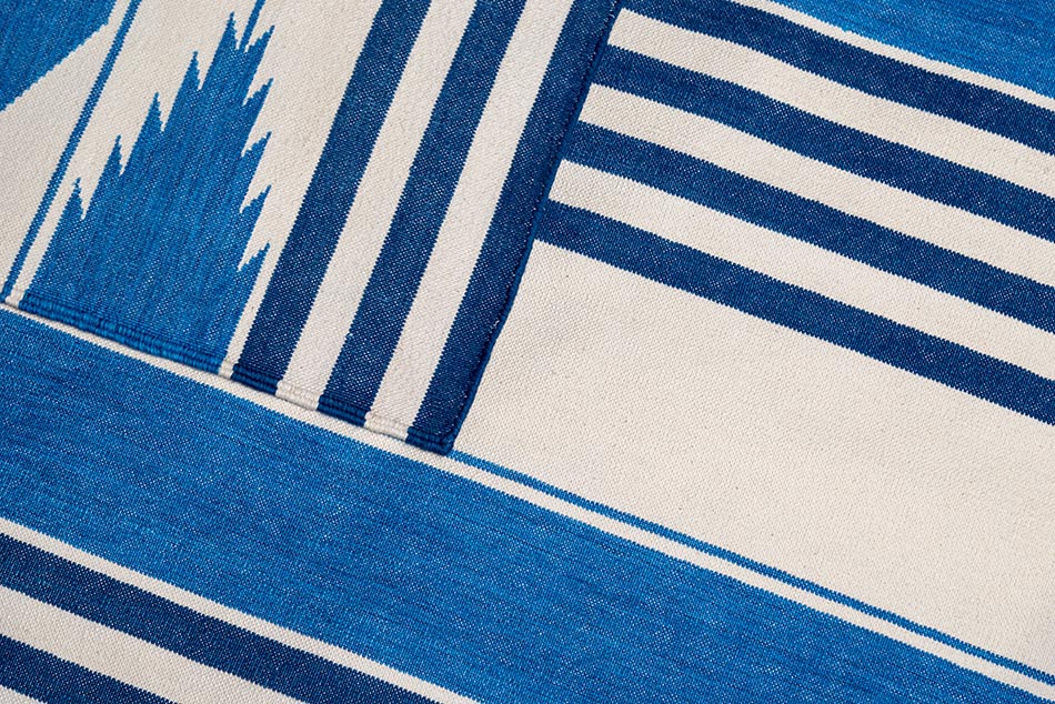 HERITAGE STRIPES – HAMPTONS BLUES & OFF WHITE RUGS