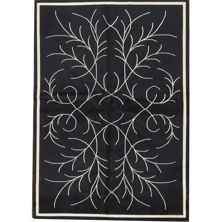 Black and White Color Design Hand-Tufted Wool Area Rug