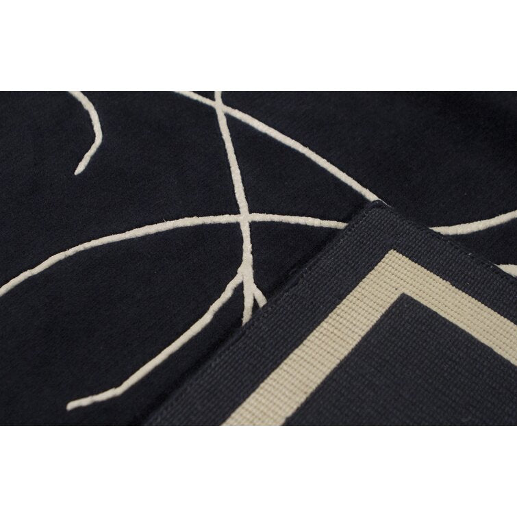 Black and White Color Design Hand-Tufted Wool Area Rug