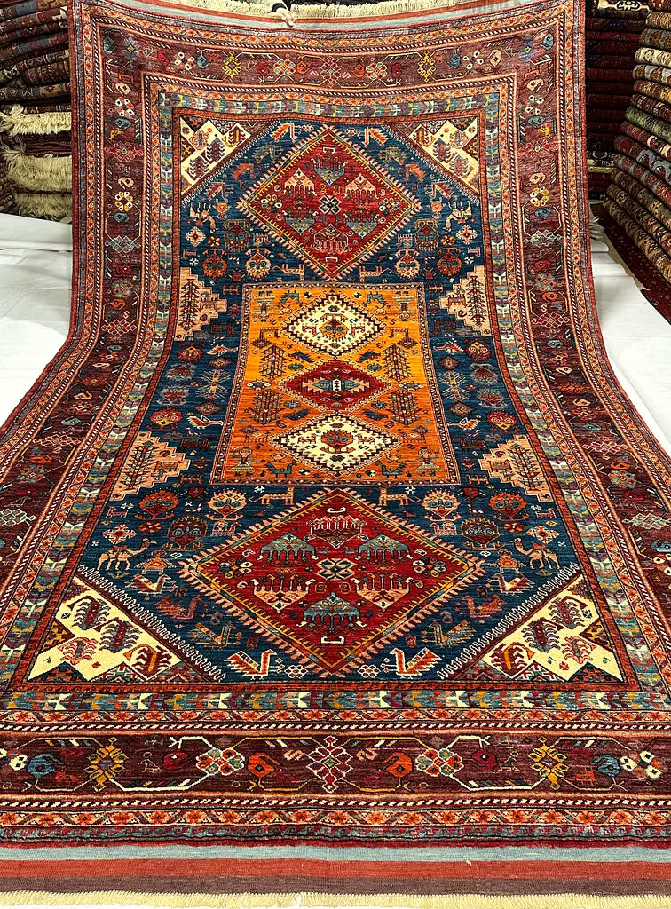 Shiraz Design Persian Rug
