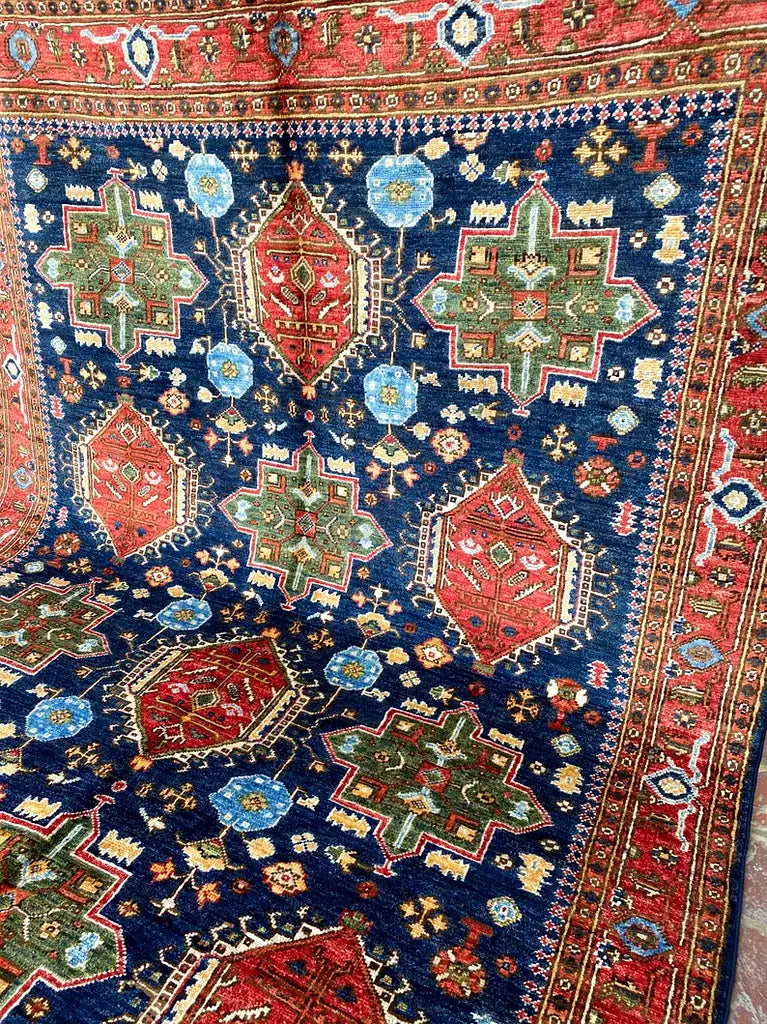 Serapi Design Persian Rug