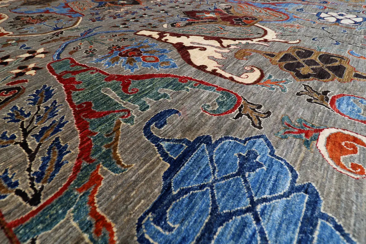 The Obsidian Heritage Rug – Transitional Sultanabad in Smoke & Rust