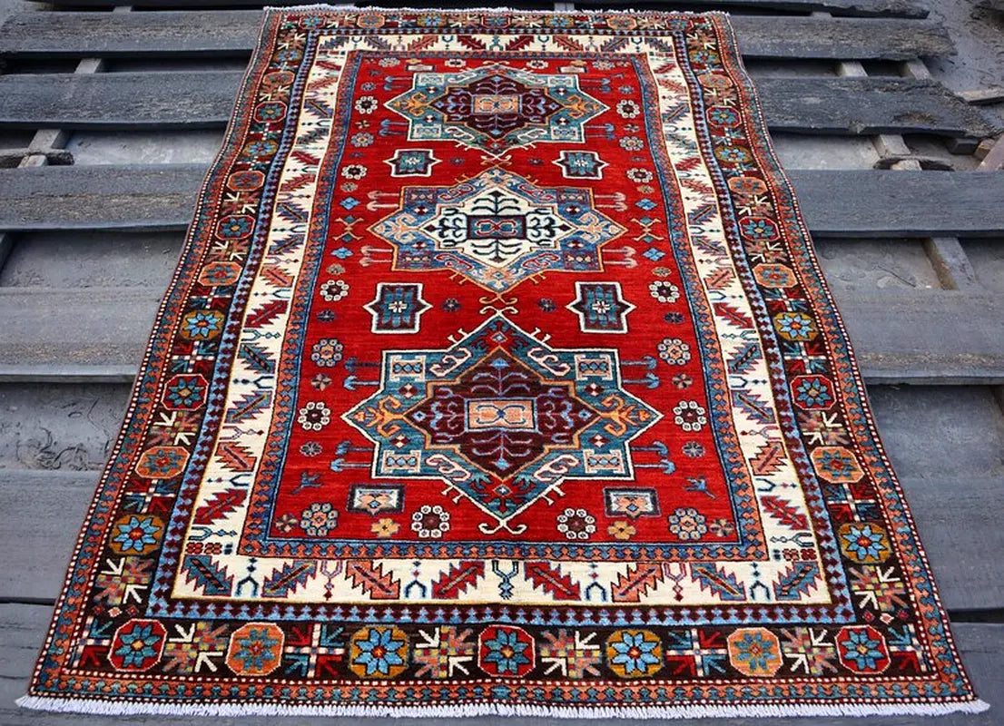 Bijaar Bakshaish Design Persian Rug