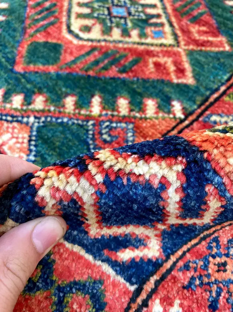 Shiraz Design Persian Rug