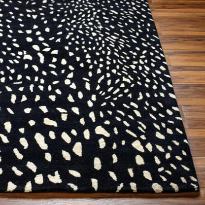 Black and White Hand-Tufted Modern Design Rug For Stylish Home