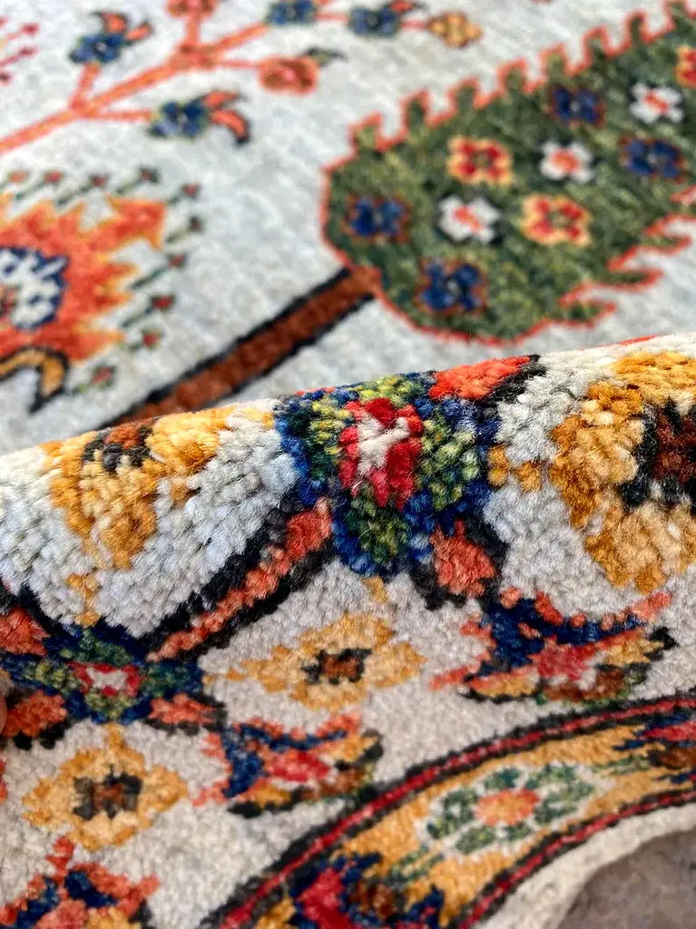 Bakshaish Design Persian Rug