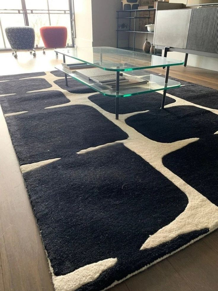 Black & Ivory Modern Design Rug For Living Room - Made in High Quality Wool