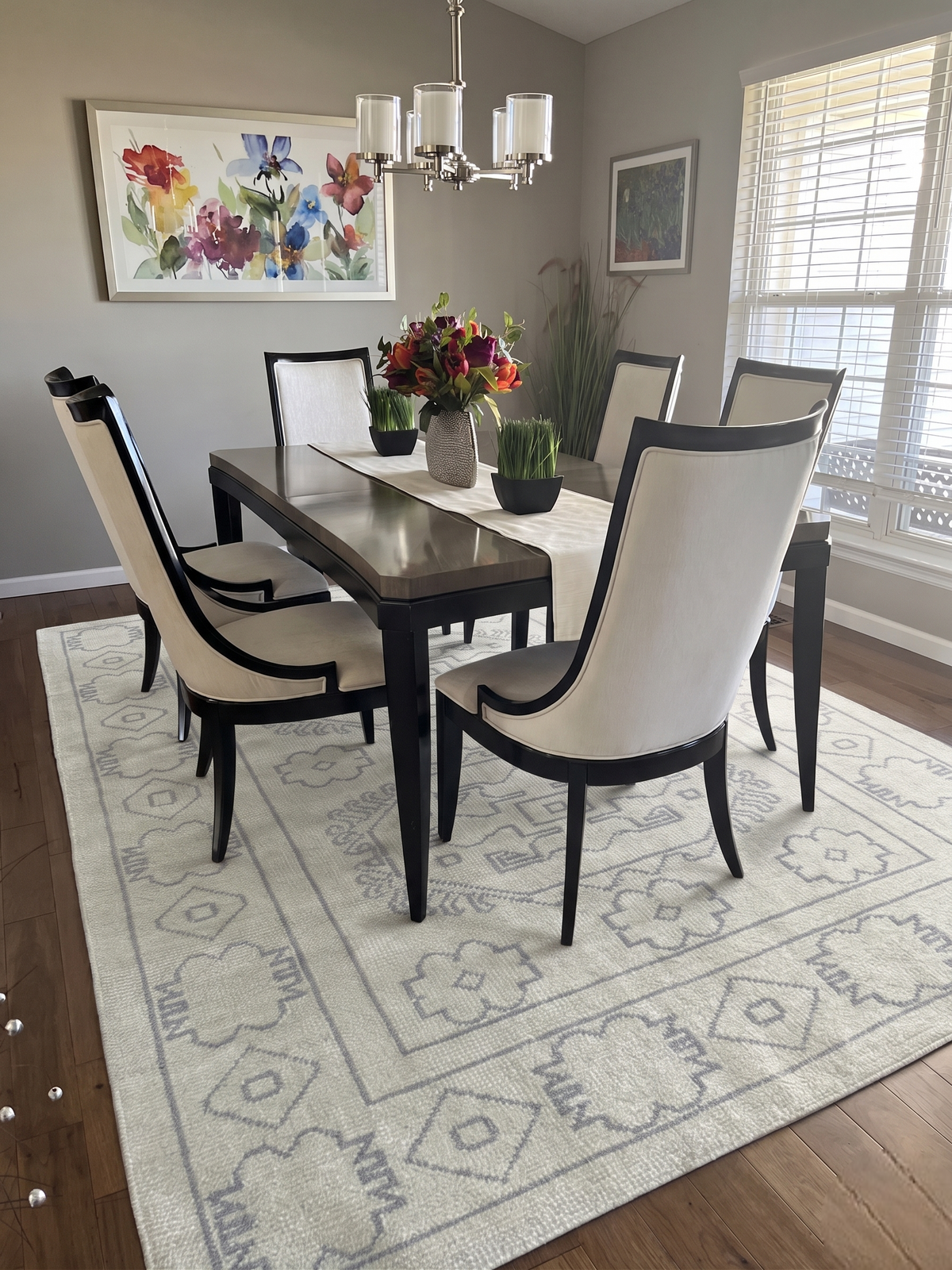 VERA Hand Knotted Rug