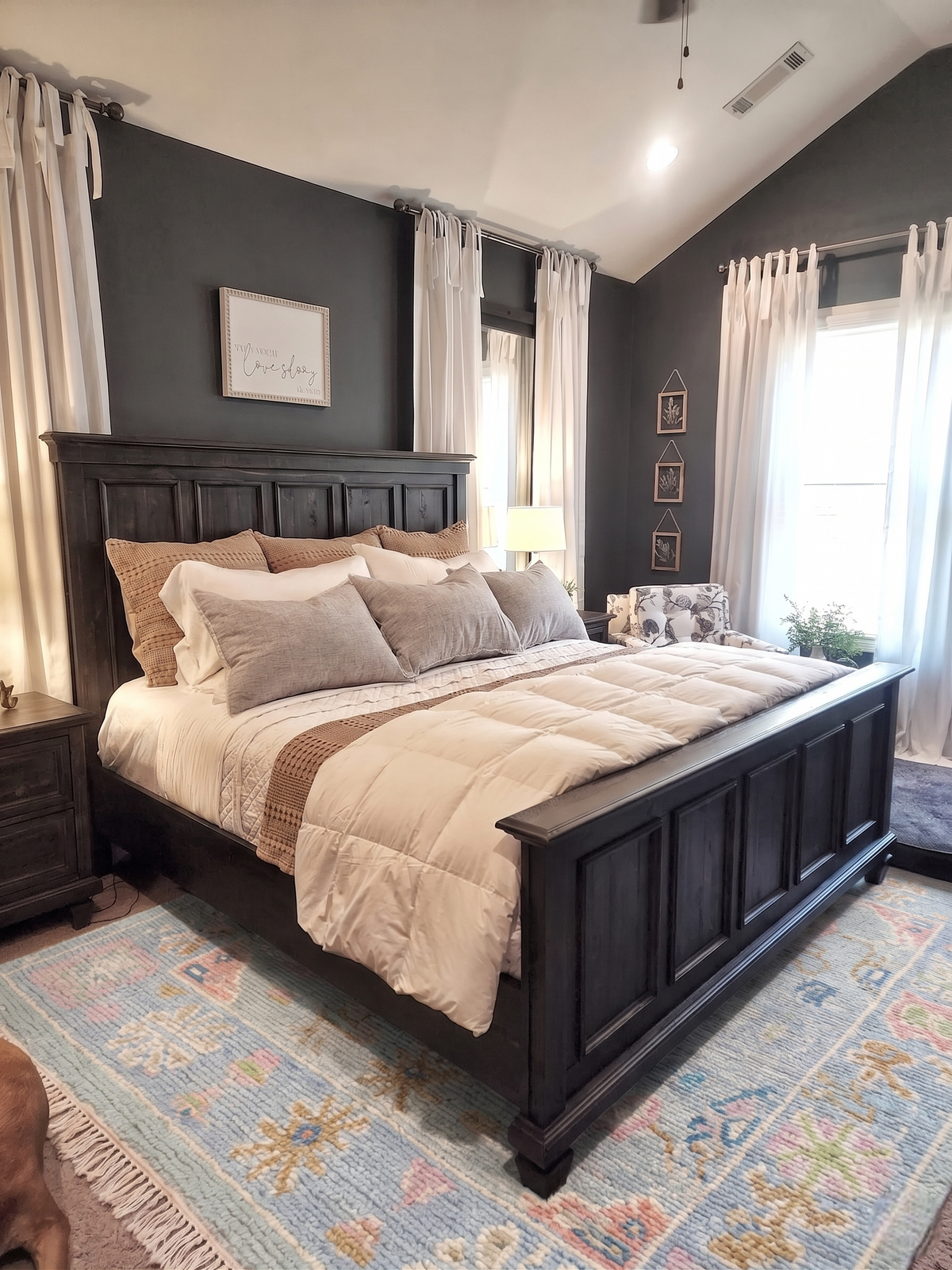 BETH Hand Knotted Rug