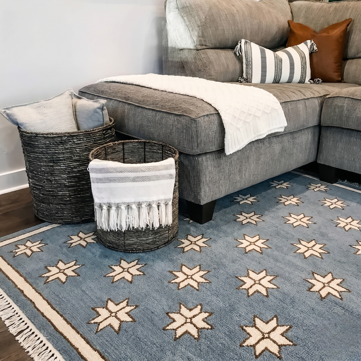 The Elaris Hand-Knotted Oushak Wool Rug