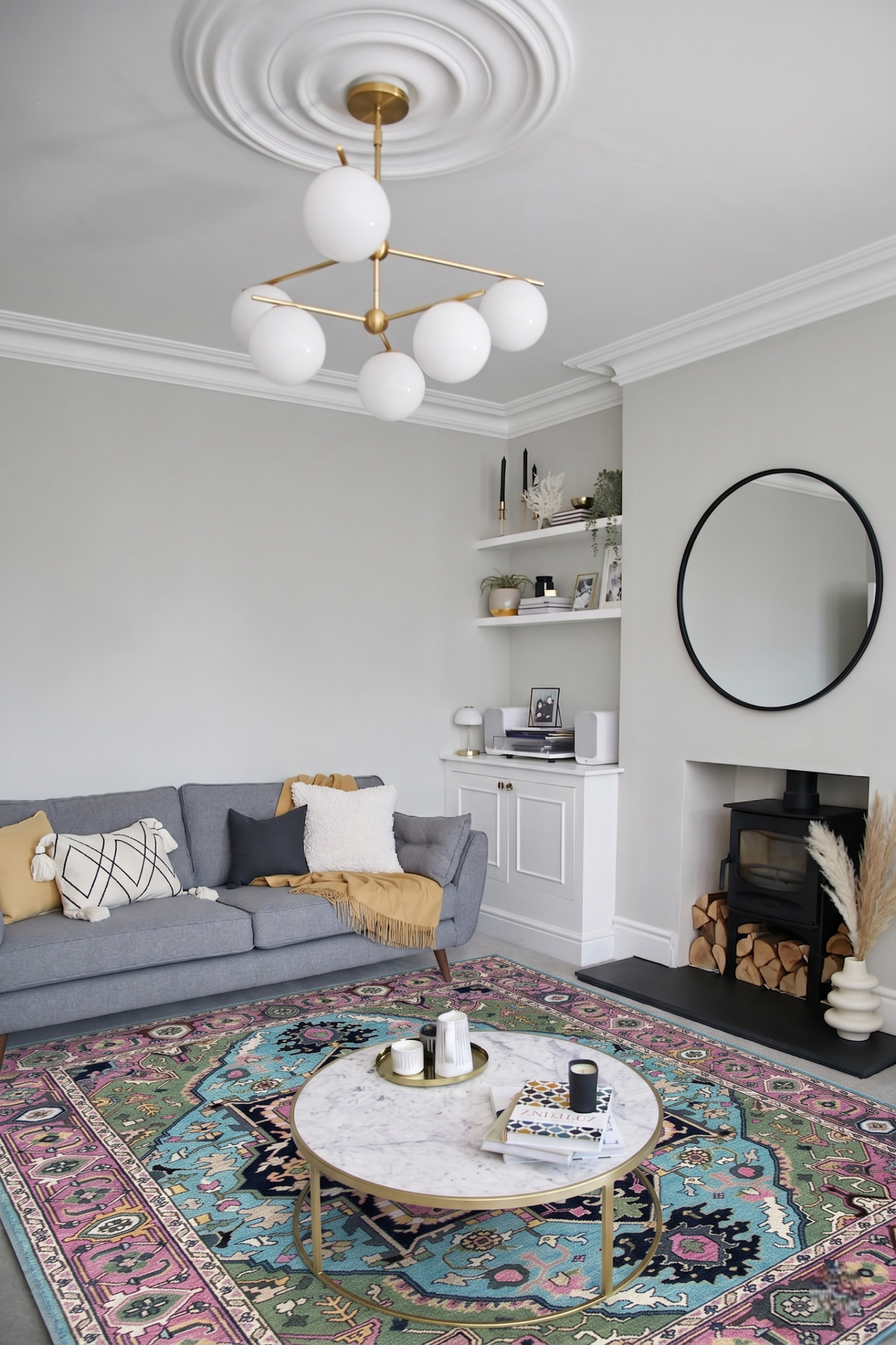 The MIRABEL Hand-Knotted Oushak Rug