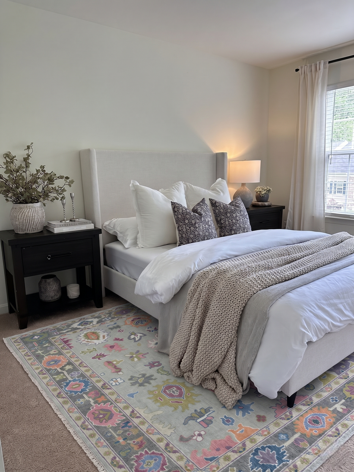 AGNES Hand Knotted Rug