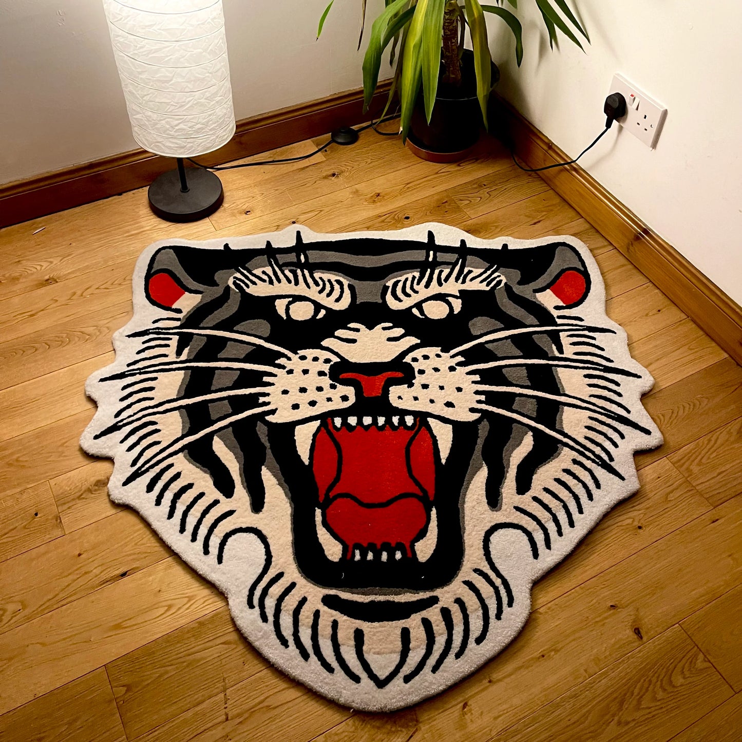 American Traditional Tiger Exo Rug