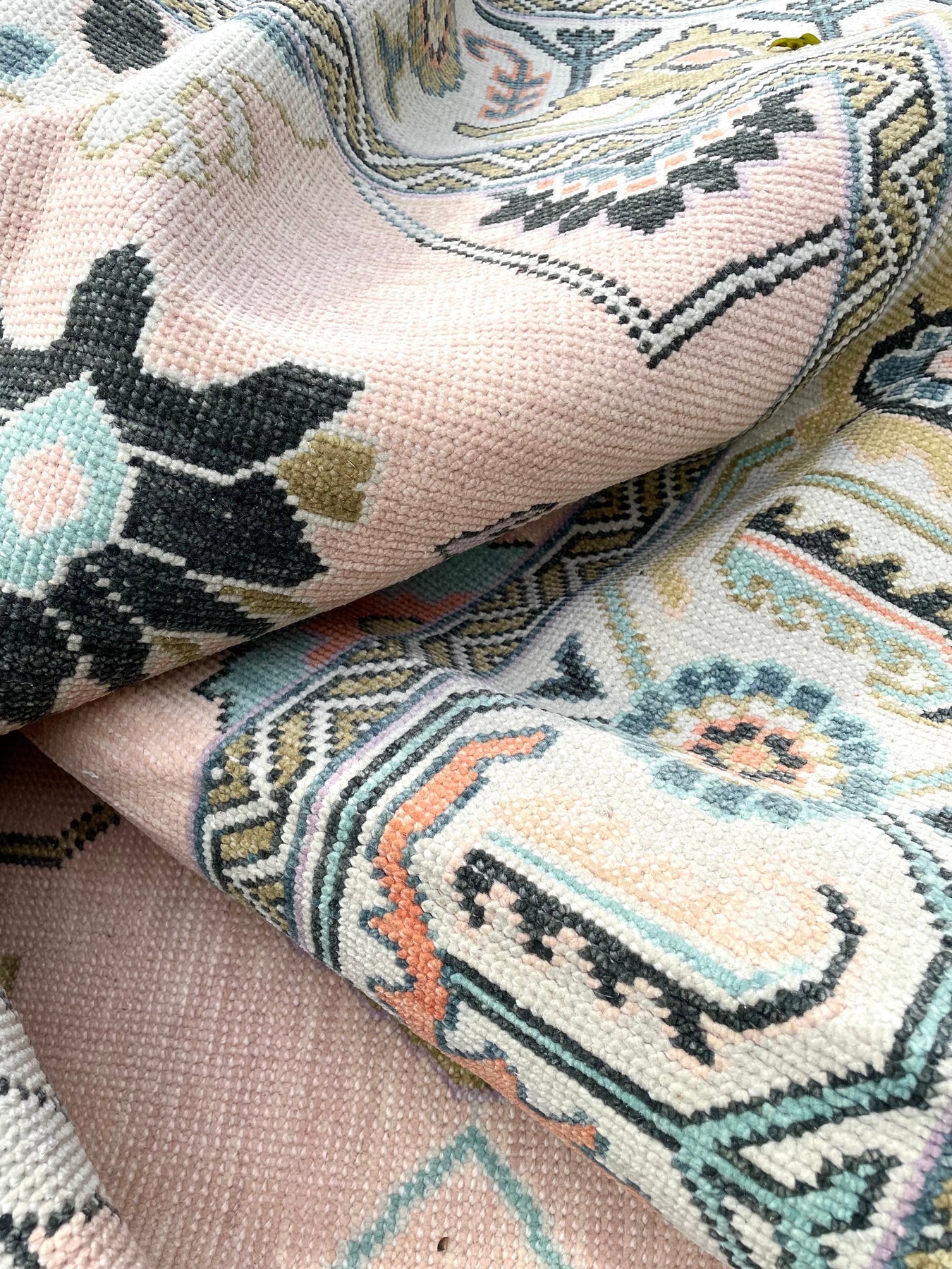RUBY Hand Knotted Oushak Rug