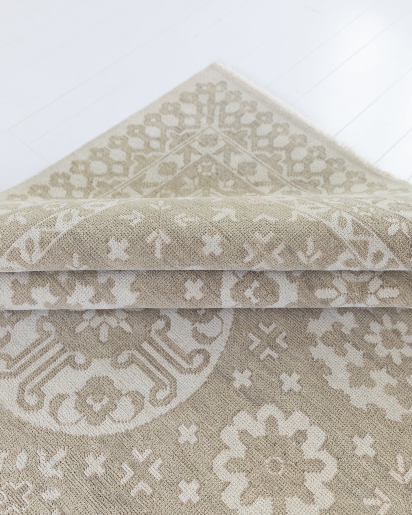 CLEO Hand Knotted Rug