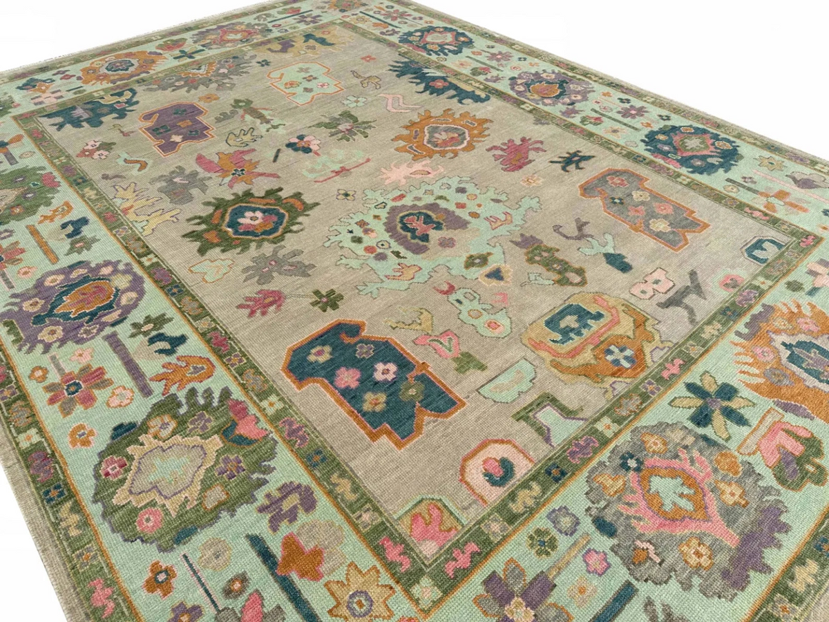 VANTARA Oushak Style Hand Knotted Rug