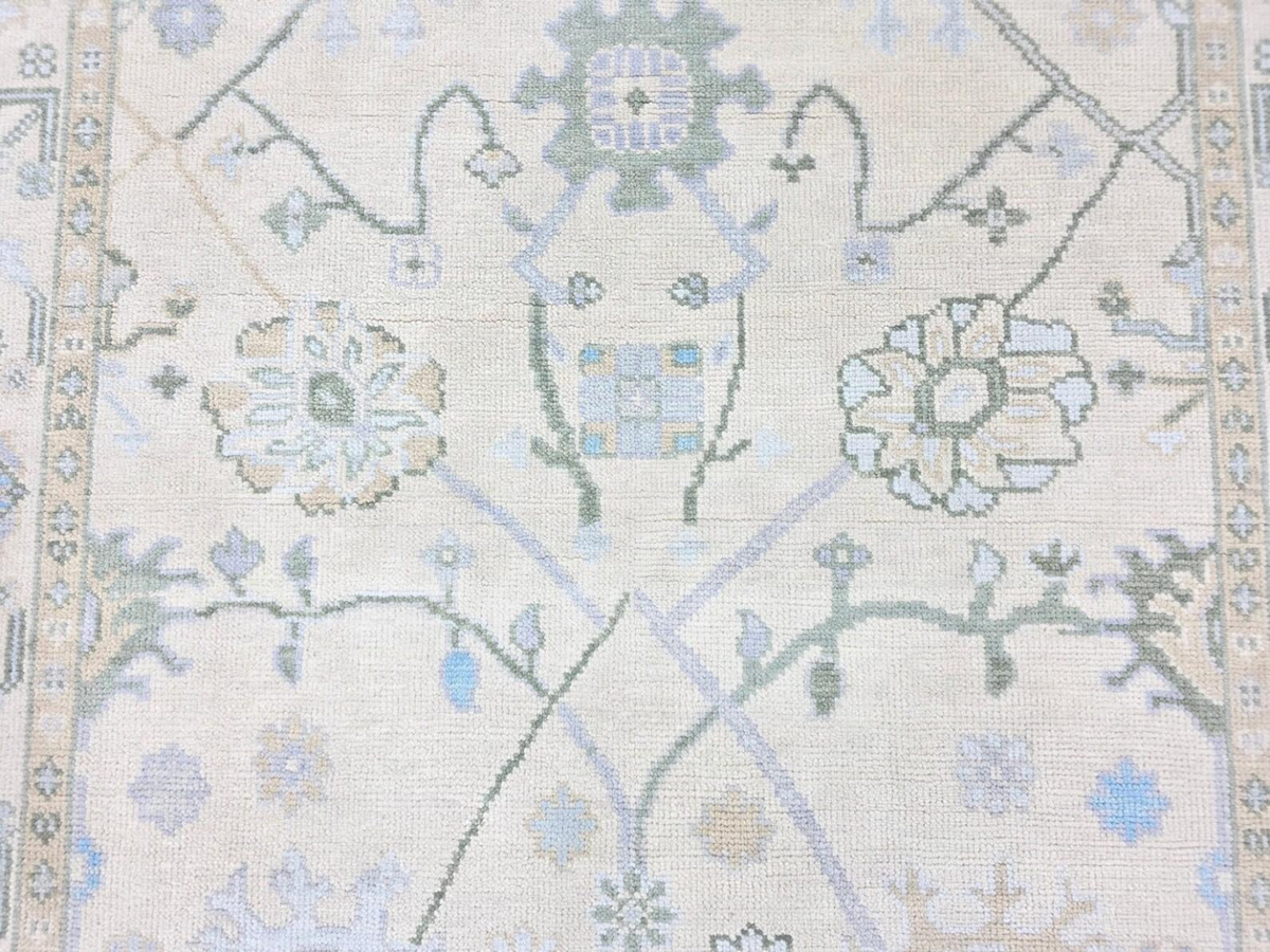 VARSAILLES Oushak Style Hand Knotted Rug