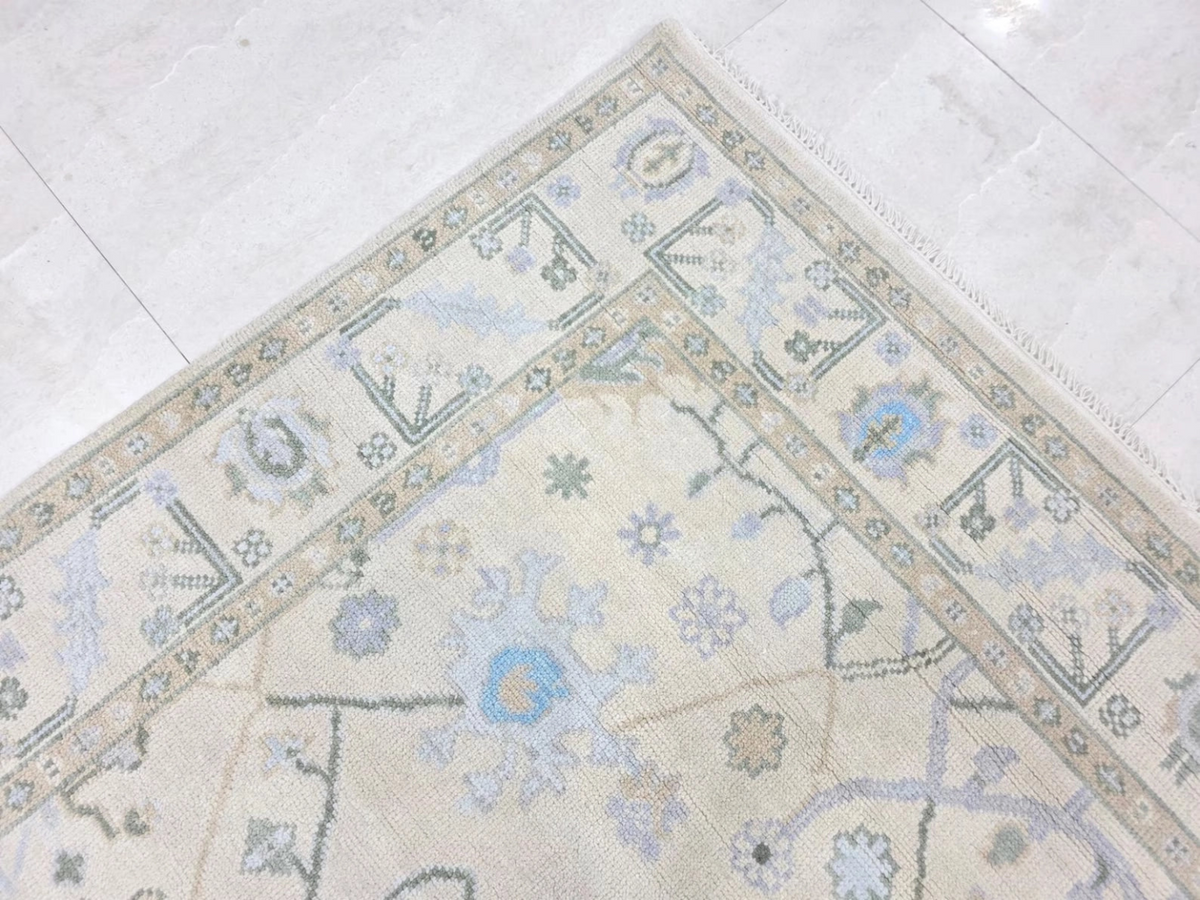 VARSAILLES Oushak Style Hand Knotted Rug