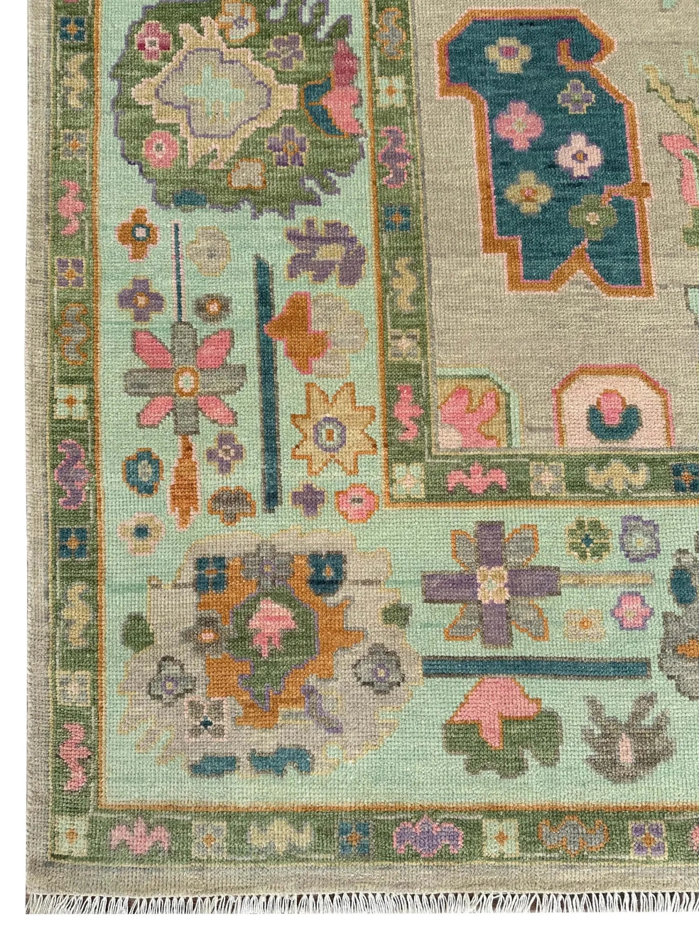 VANTARA Oushak Style Hand Knotted Rug