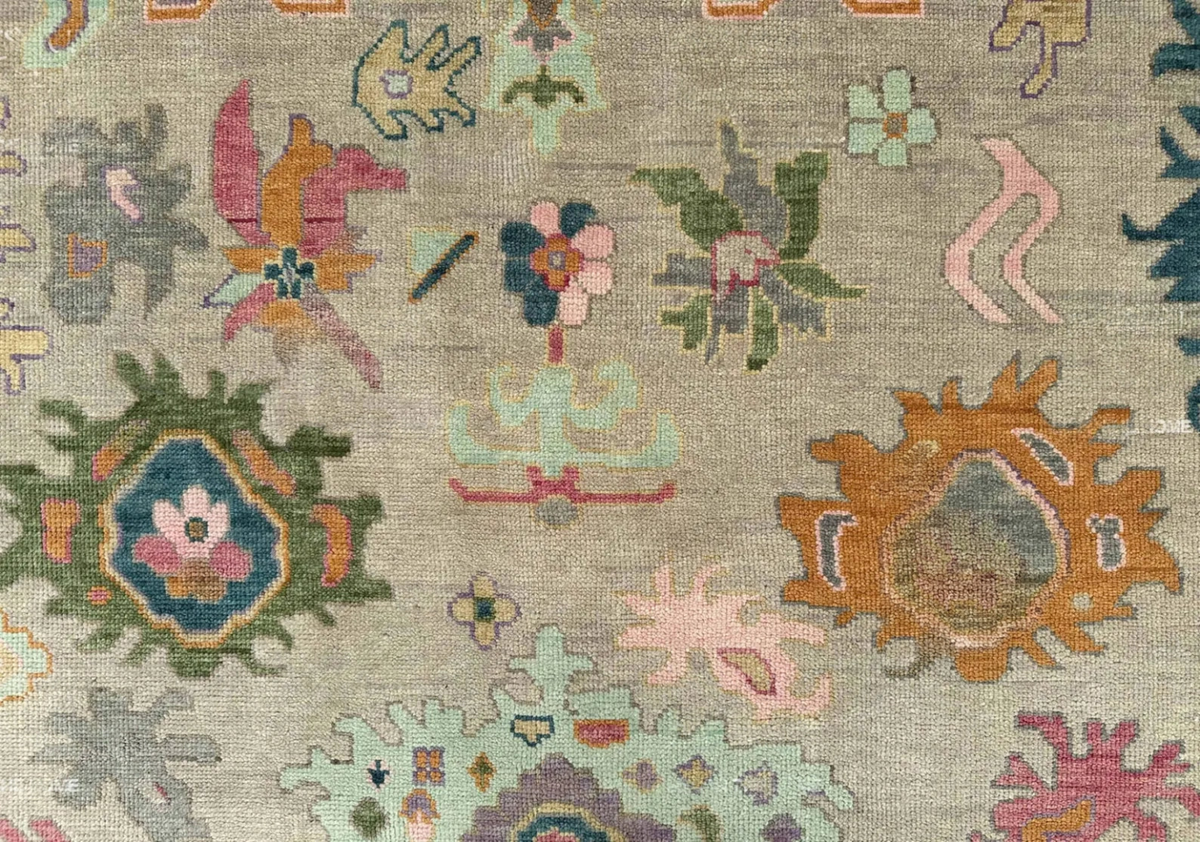 VANTARA Oushak Style Hand Knotted Rug