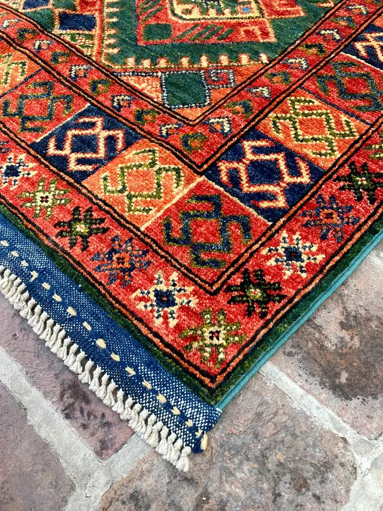 Shiraz Design Persian Rug