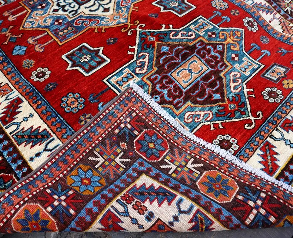 Bijaar Bakshaish Design Persian Rug