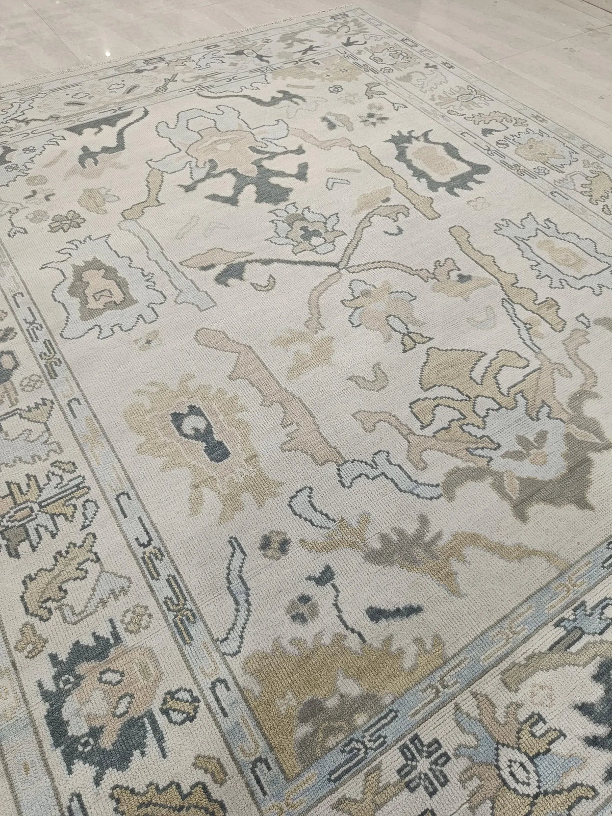 ZIVA Oushak Style Hand Knotted Rug