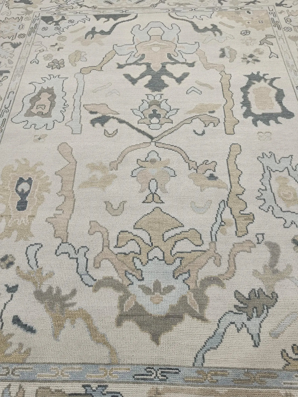 ZIVA Oushak Style Hand Knotted Rug