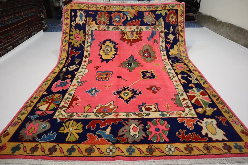 ROSEHAVEN  Hand Knotted Oushak Rug