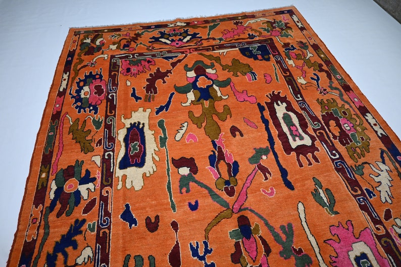 The Montclair Vintage Oushak Rug
