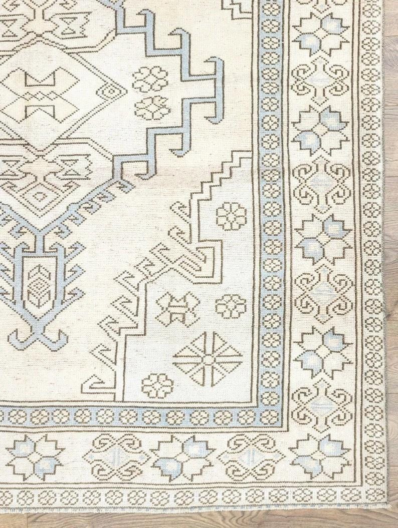 Doveshire Hand-Knotted Oushak Area Rug