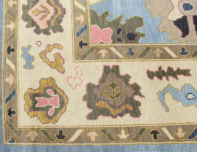 HALVERTON Hand-Knotted Wool Oushak Rug - Grey Floral Turkish Carpet