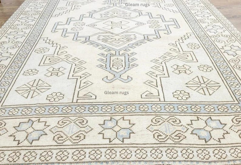 Doveshire Hand-Knotted Oushak Area Rug