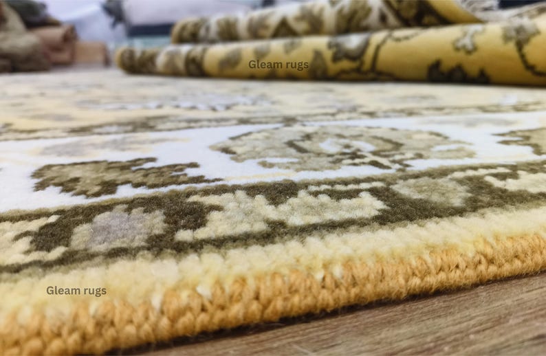 Hand-Knotted Wool Oushak Rug - Gold Turkish Antique Style