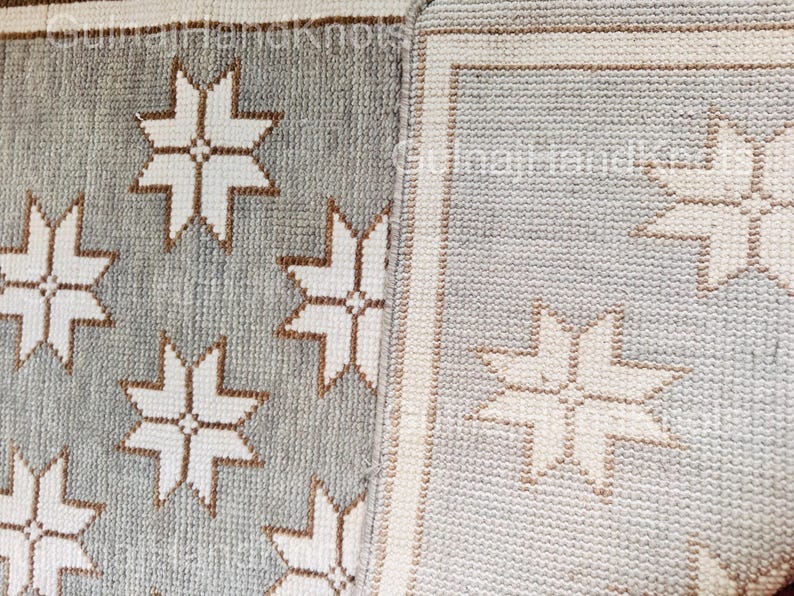 Hand-Knotted Oushak Wool Rug: Gray, Ivory, and Pastel Turkish Carpet