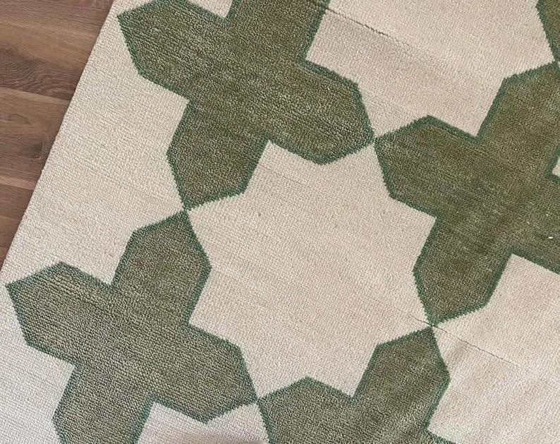 AMBERCREST Hand-knotted Wool Oushak Rug - Modern Green & Beige Area Rug