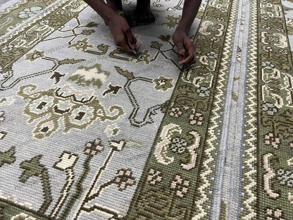 Hand Knotted Oushak Rug - Vintage Transitional Style (Blue Green Pink)