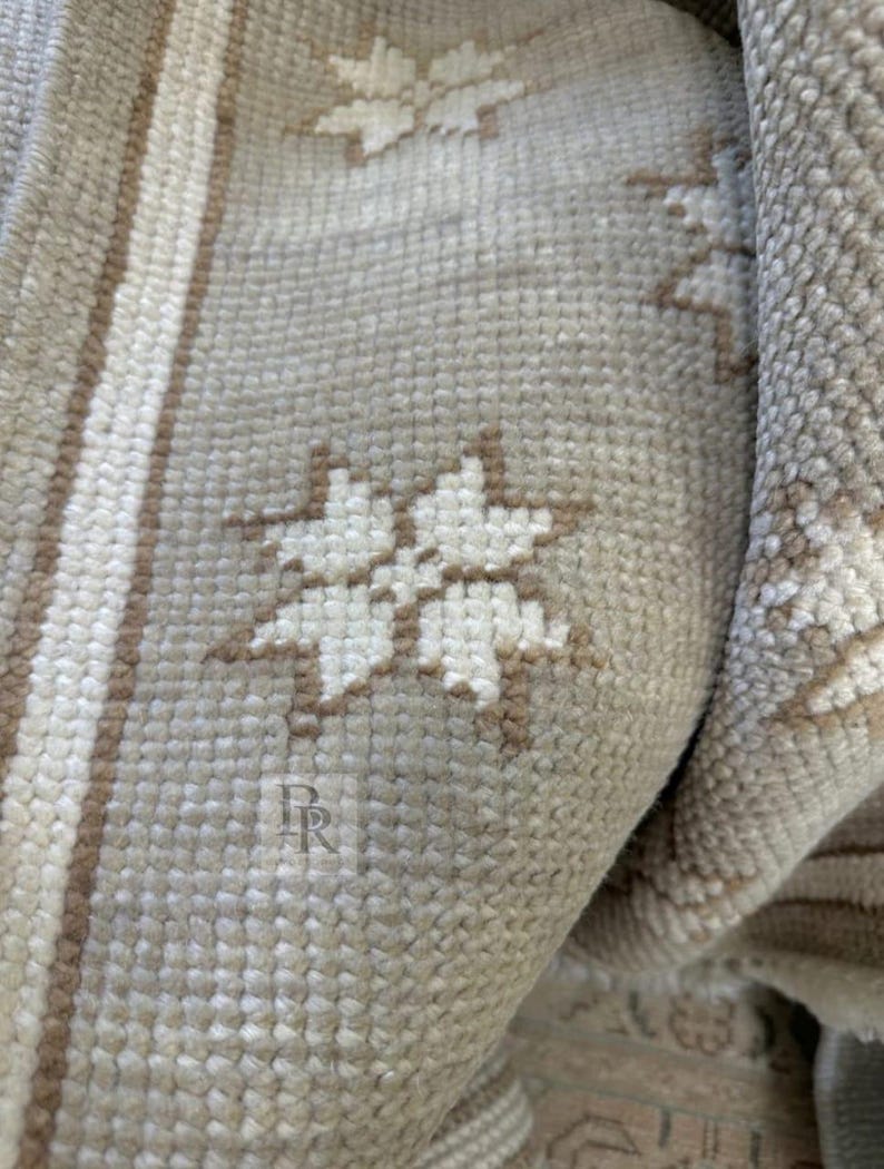 Golden Linen Modern Oushak Rug