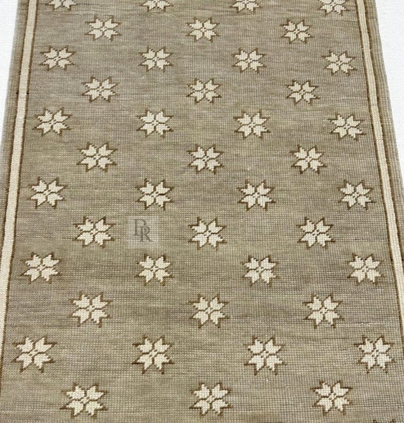 Golden Linen Modern Oushak Rug