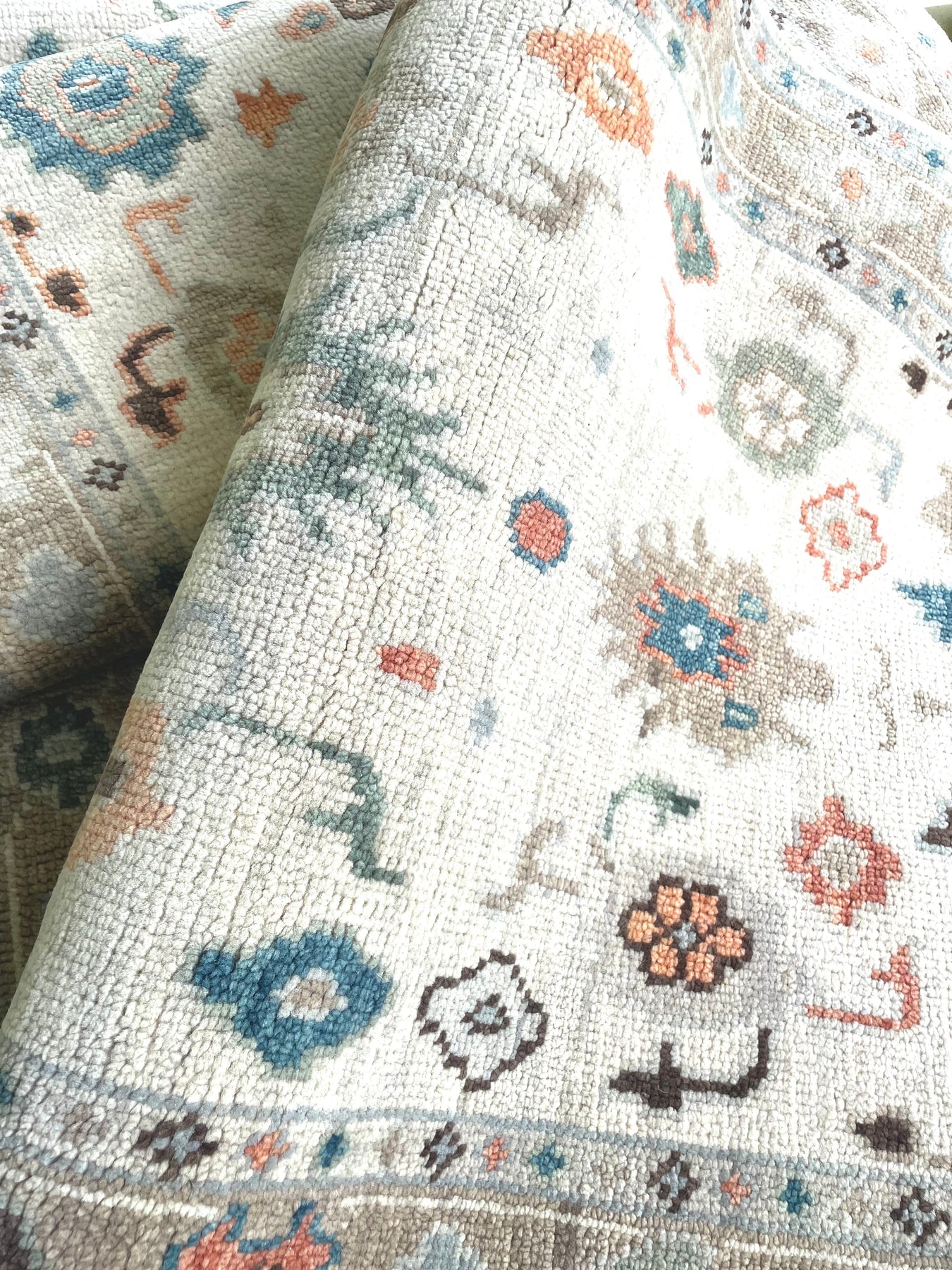 GERTIE  Hand Knotted Rug