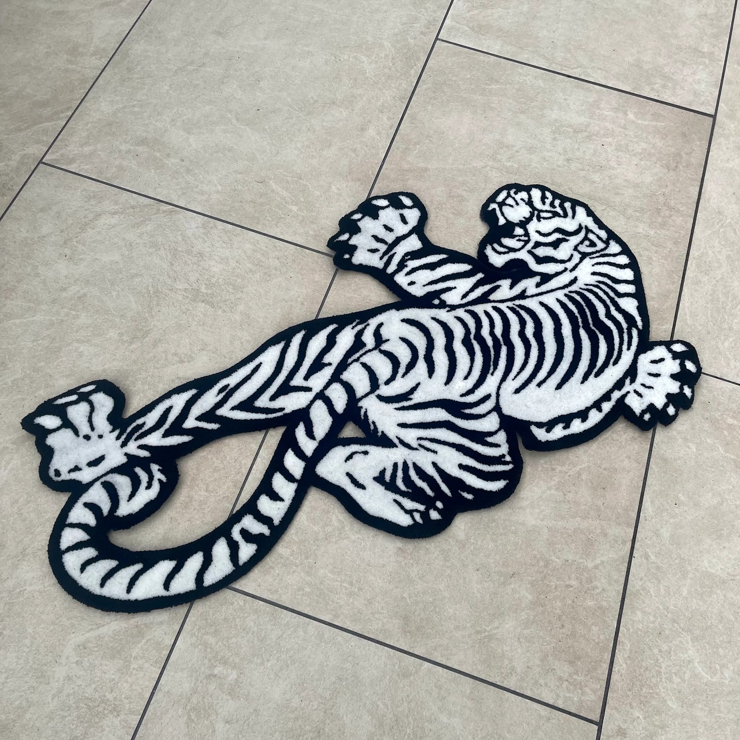 White Tiger Exo Rug