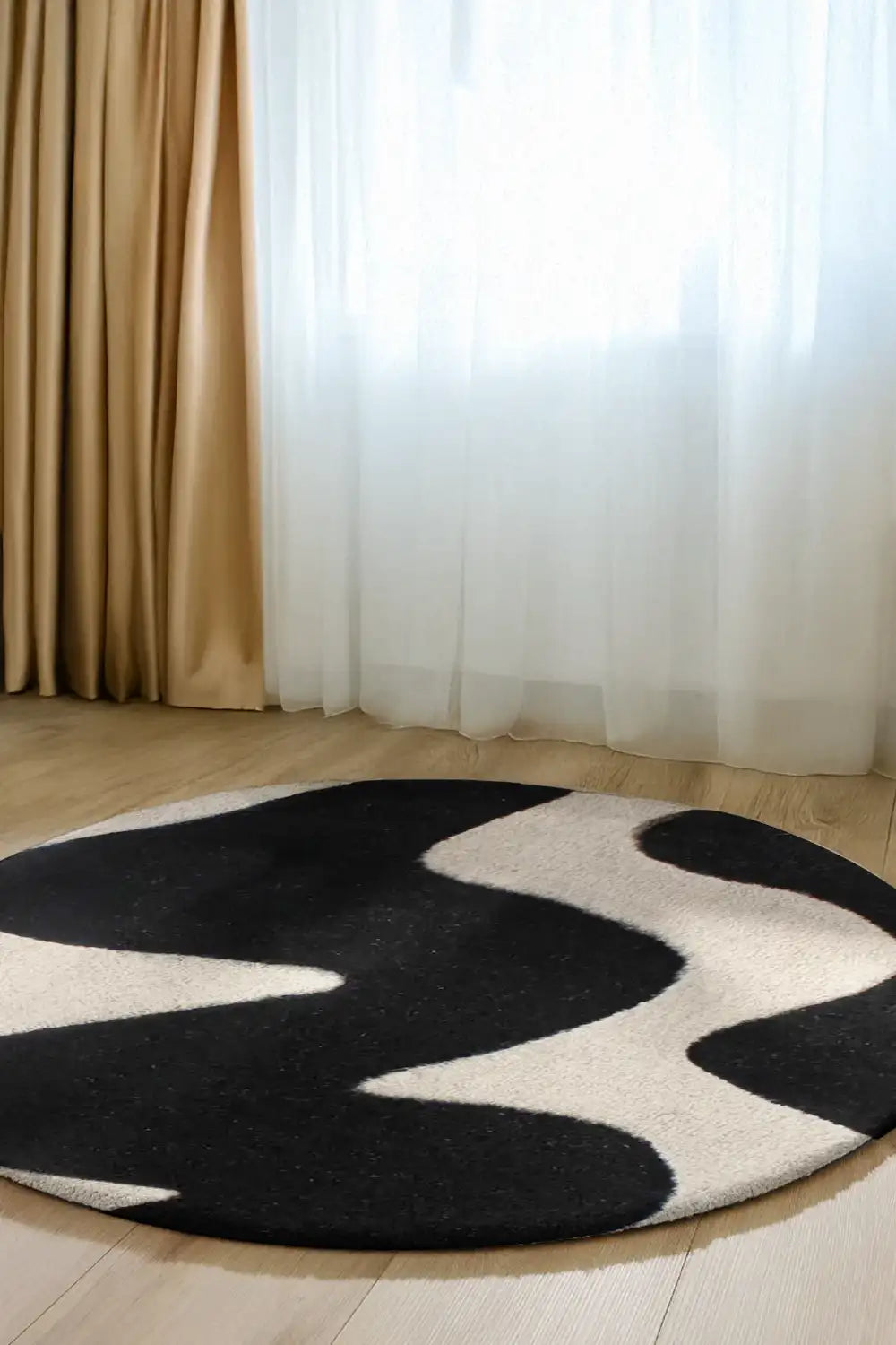 Black And White Round Hand Tufted Rug-Bisha-Rugs