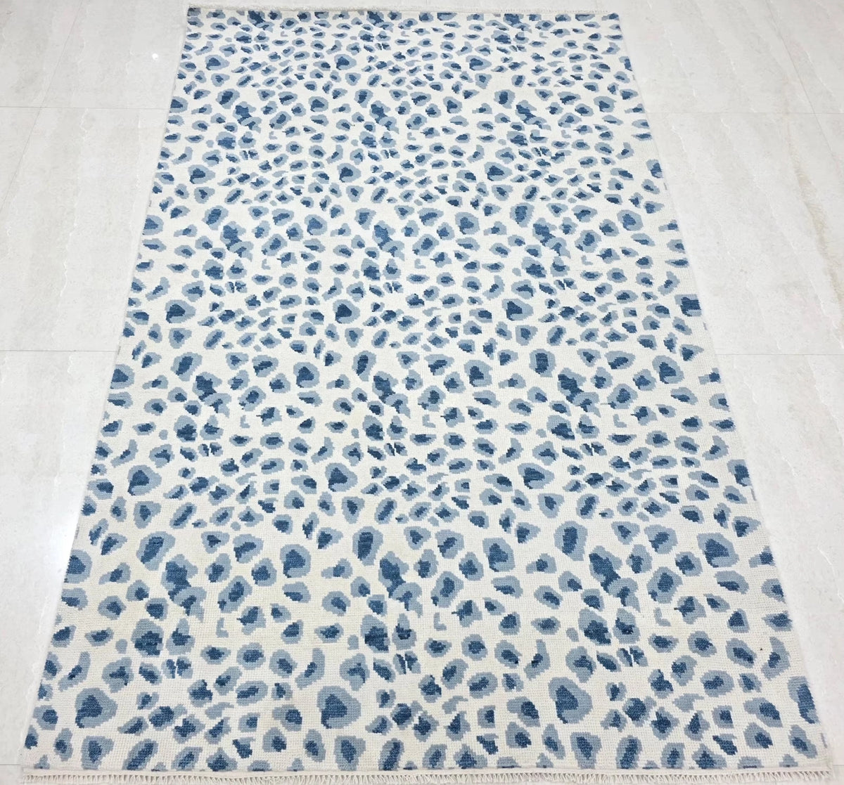 SORA Modern Style Hand Knotted Rug