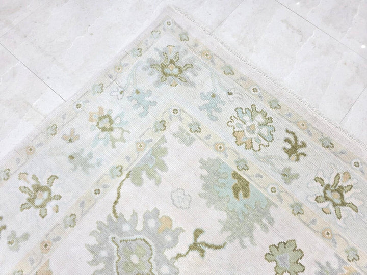 ARISTO Oushak Style Hand Knotted Rug