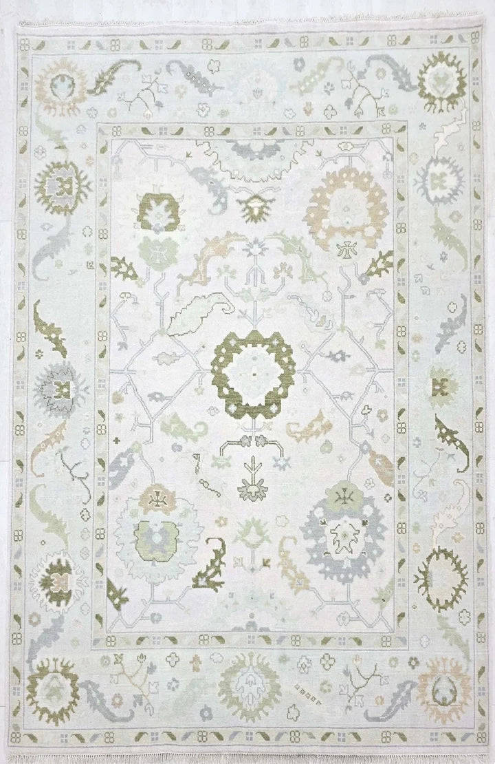 ÉCLIPSE Oushak Style Hand Knotted Rug