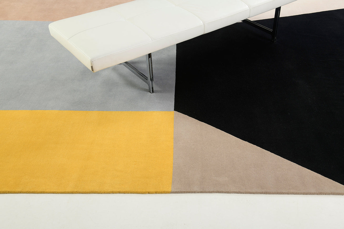 ED 24 Muros Area Rug