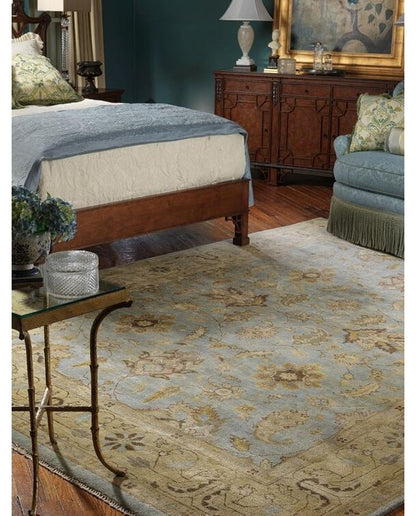 Hand Knotted Persian Design Wool Area Rug