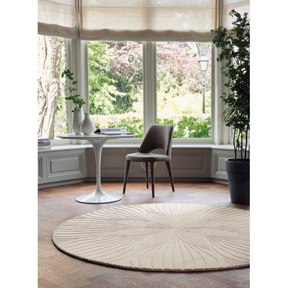 White Color Round Hand Tufted  Wool Area Rug